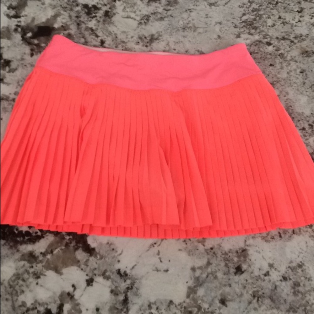 Lululemon size 6 skirt! **WORN ONCE**