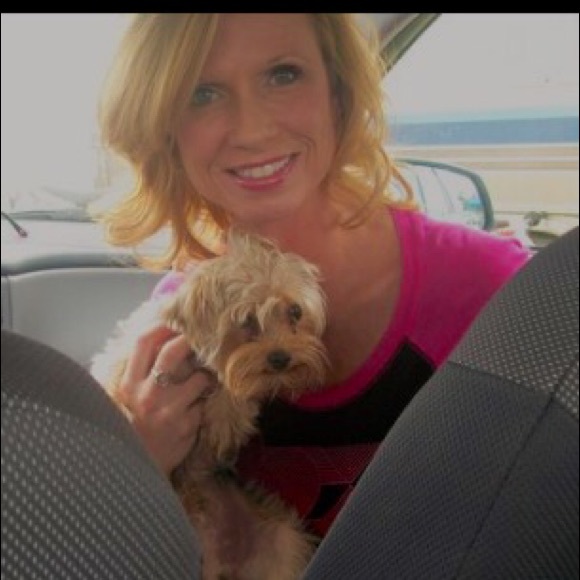 Meet your Posher, Lisa - Picture 4 of 8