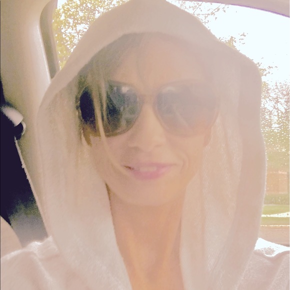 Meet your Posher, Lisa - Picture 7 of 8