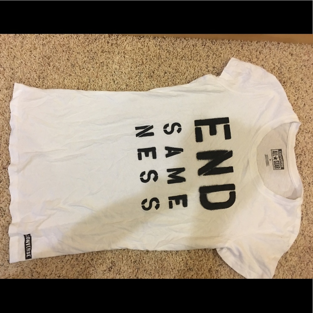 Converse T-shirt