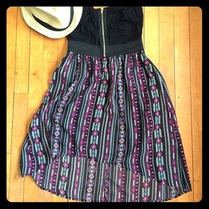 BNWOT Strapless Bohemian  front zip sundress