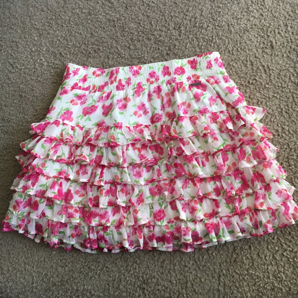 Hollister skirt EUC