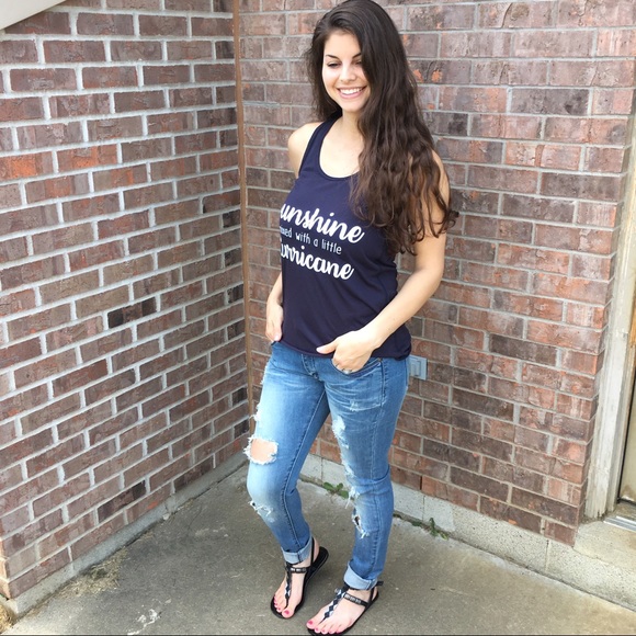 ▫️SOLD OUT▫️Sunshine/Hurricane Statement Tank - Picture 6 of 6