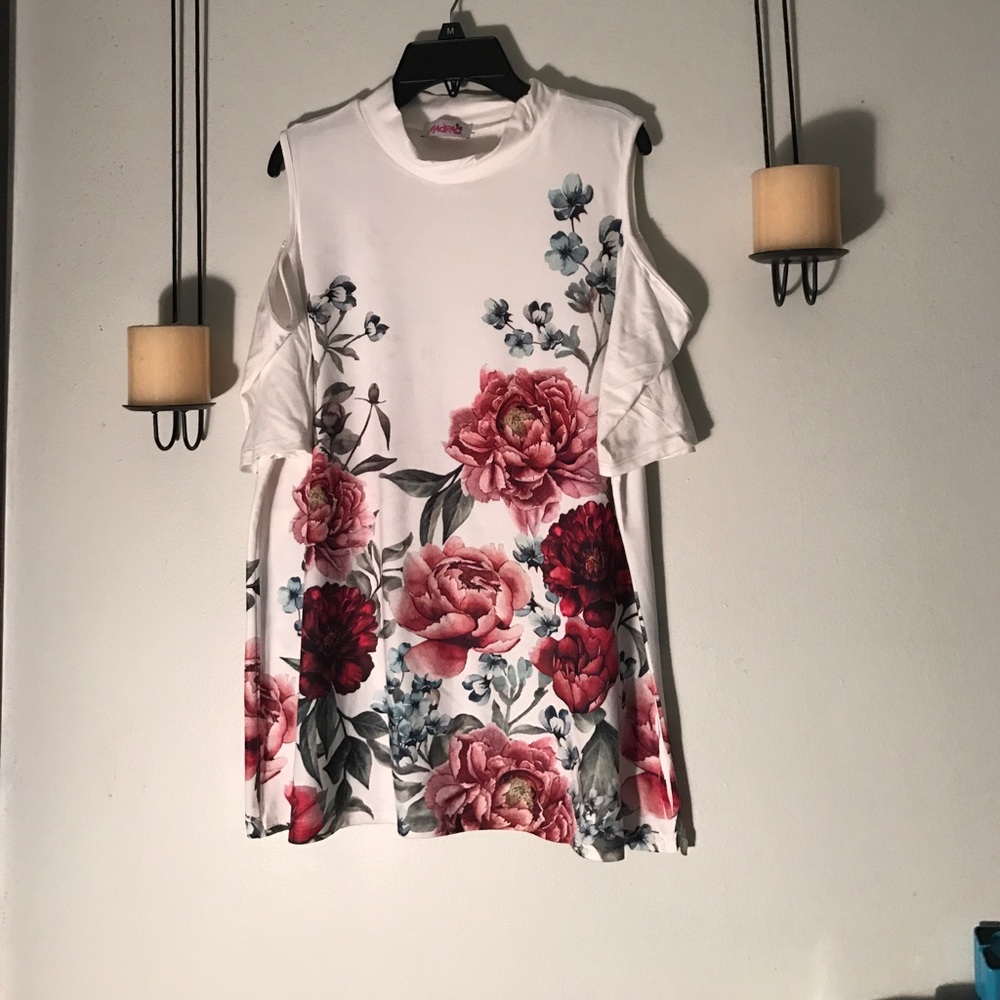 Floral top