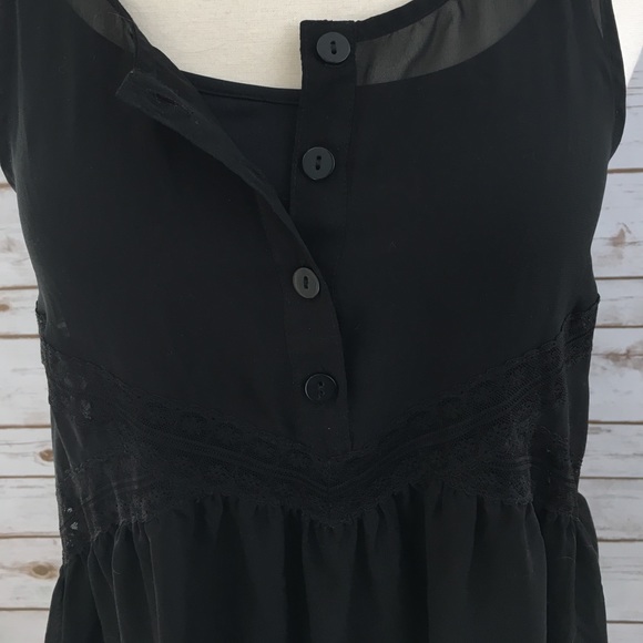 • Express Black Lace Dress • - Picture 4 of 4