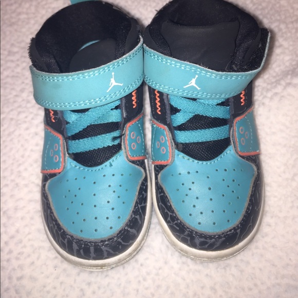 Jordan's - Picture 4 of 4