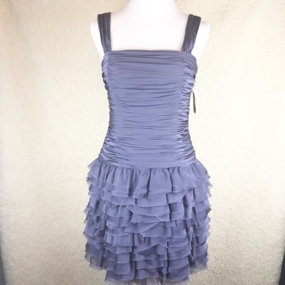 Adrianna Papell NWT prom dress short