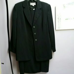 Beautifully made dress suit