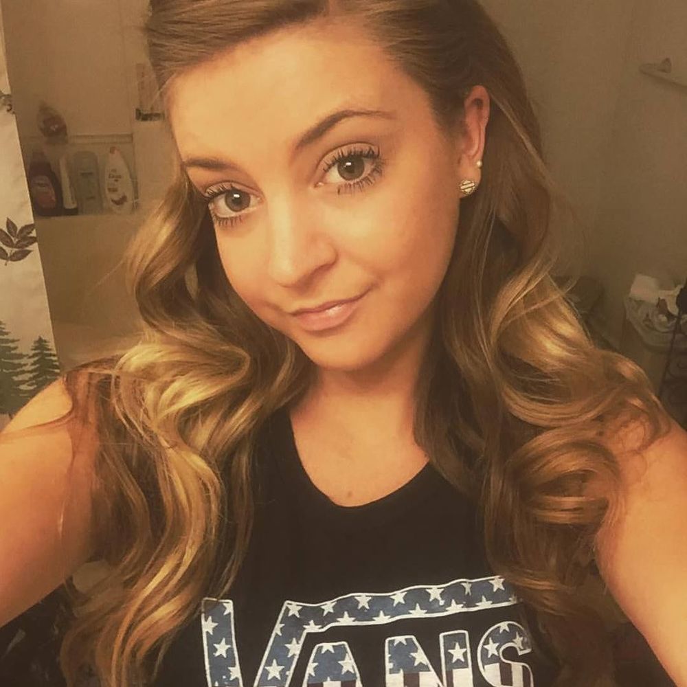 Meet your Posher, Cara