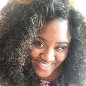 Meet your Posher, Dina