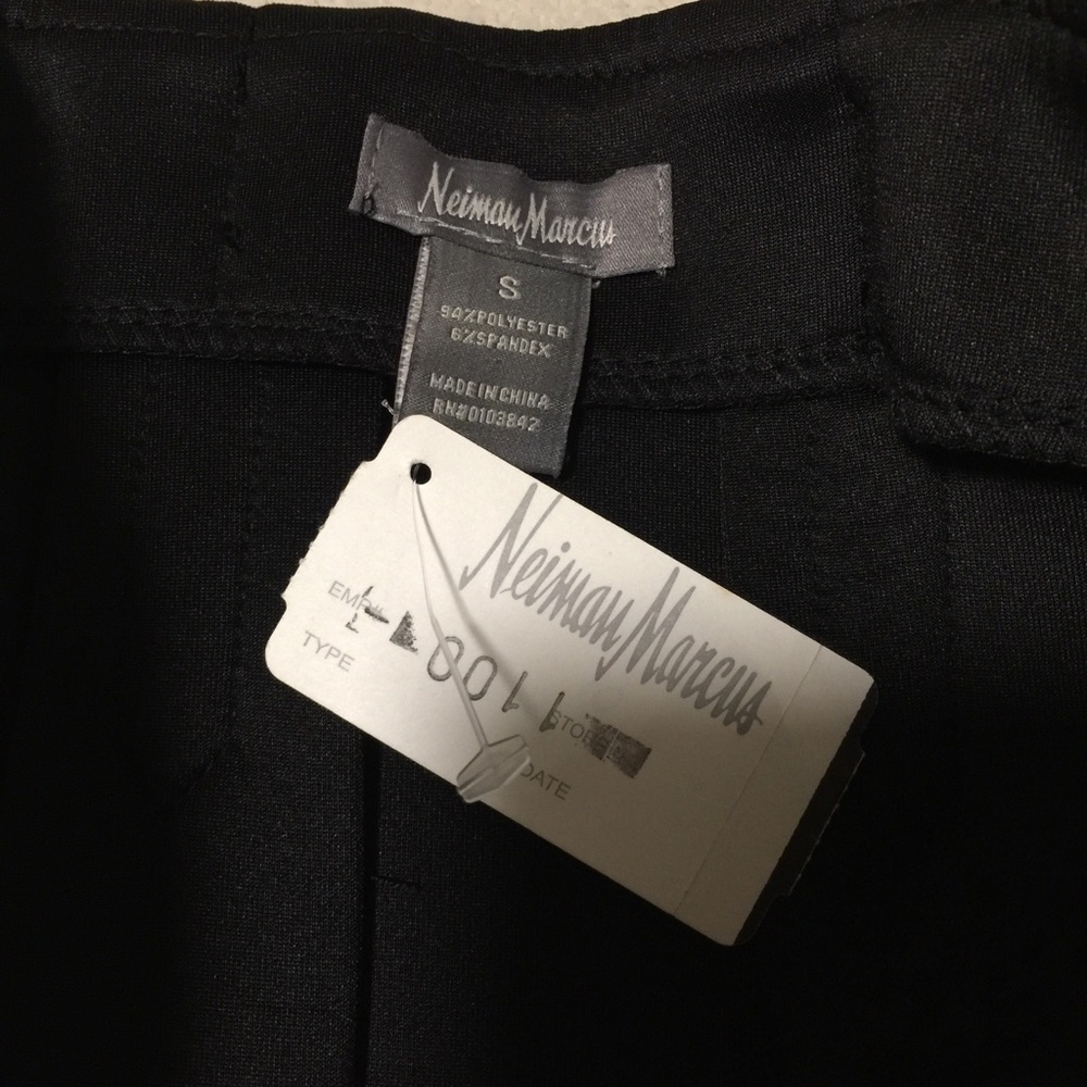 *SOLD*π£HP4/16/17π£Black high waist pleated skirt - Picture 5 of 8