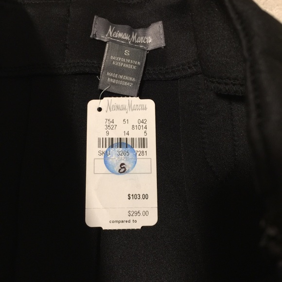 *SOLD*🐣HP4/16/17🐣Black high waist pleated skirt - Picture 6 of 8