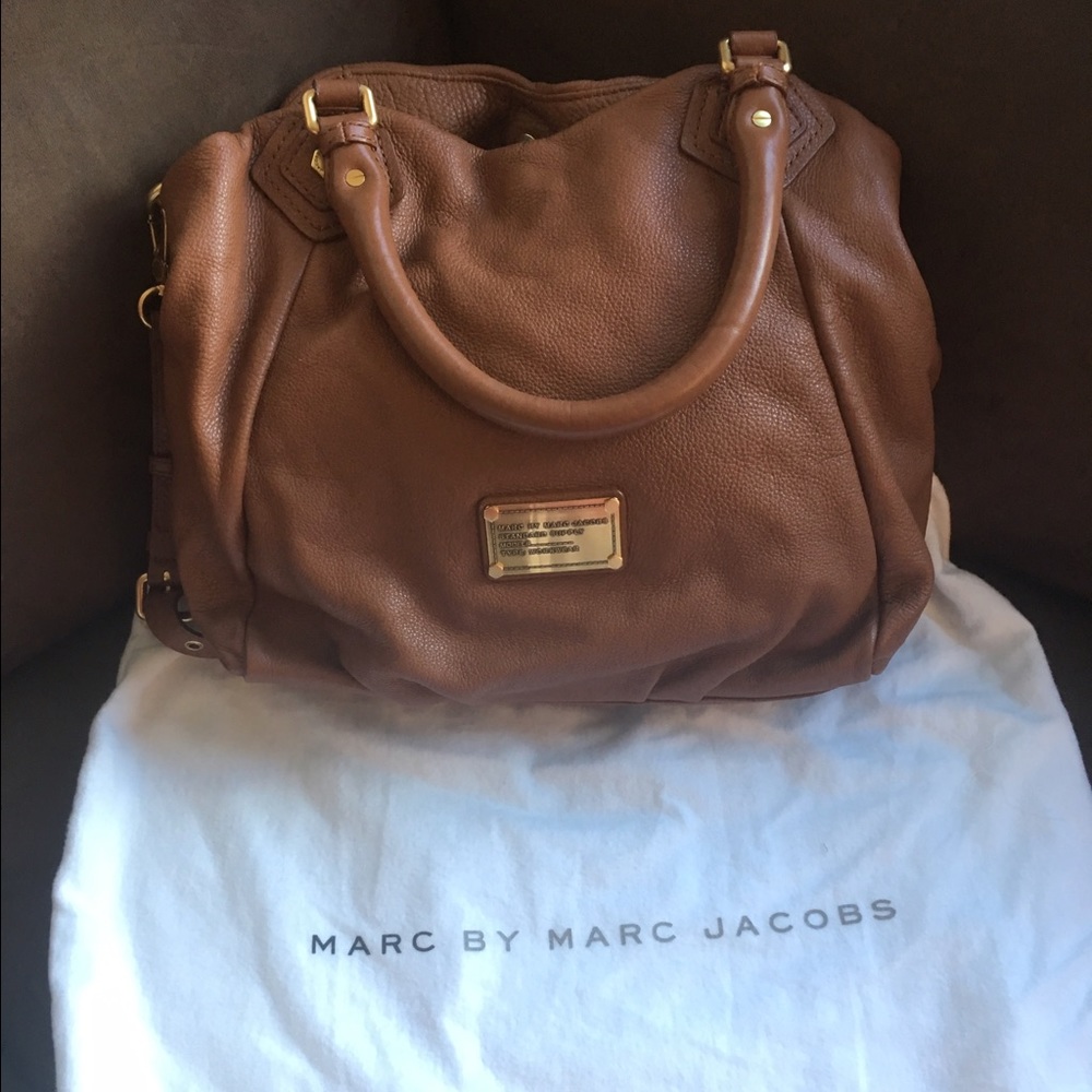 SOLD!!!! Tan Marc Jacobs hobo bag