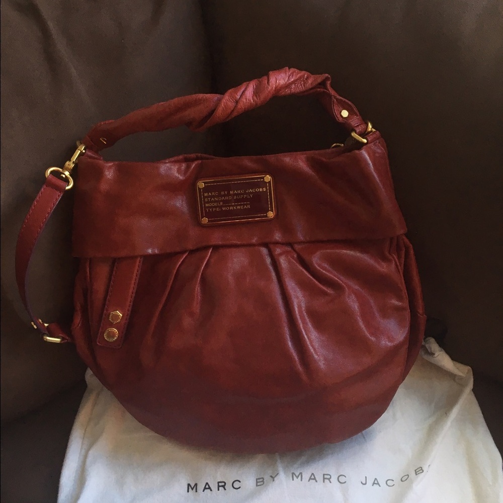 SOLD!! Marc jacobs maroon hobo bag