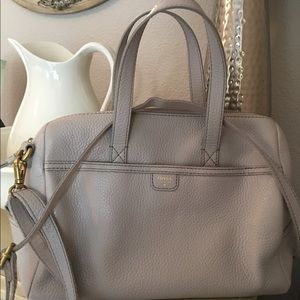 Fossil handbag... Grey leather. Beautiful