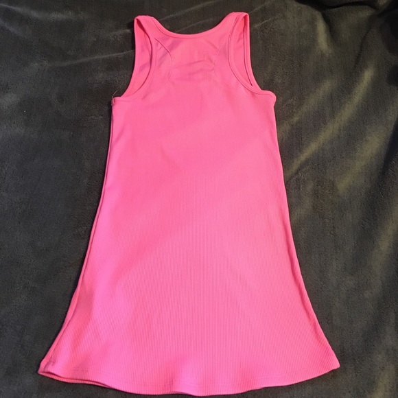 💗💗NWOT Under Armour tank💗💗 - Picture 2 of 4