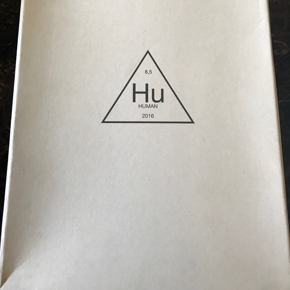 Human Race AUTHENTIC SNEAKERS