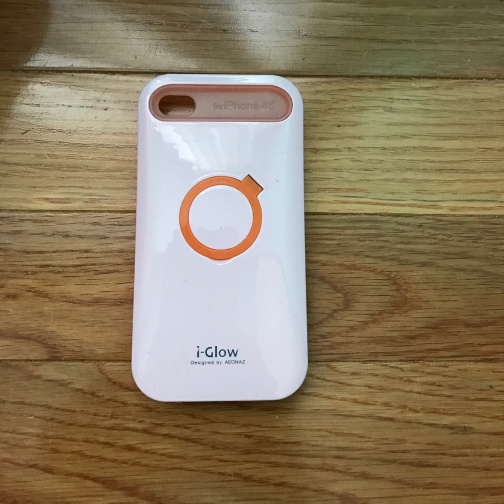 iPhone 4/4s glow in the dark case