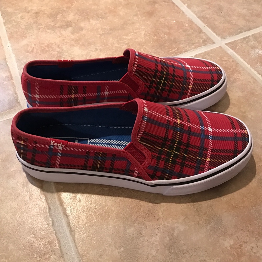 New keds red plaid slip on sneaker 6.5