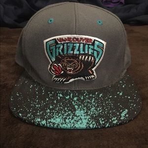 Grizzlies hat