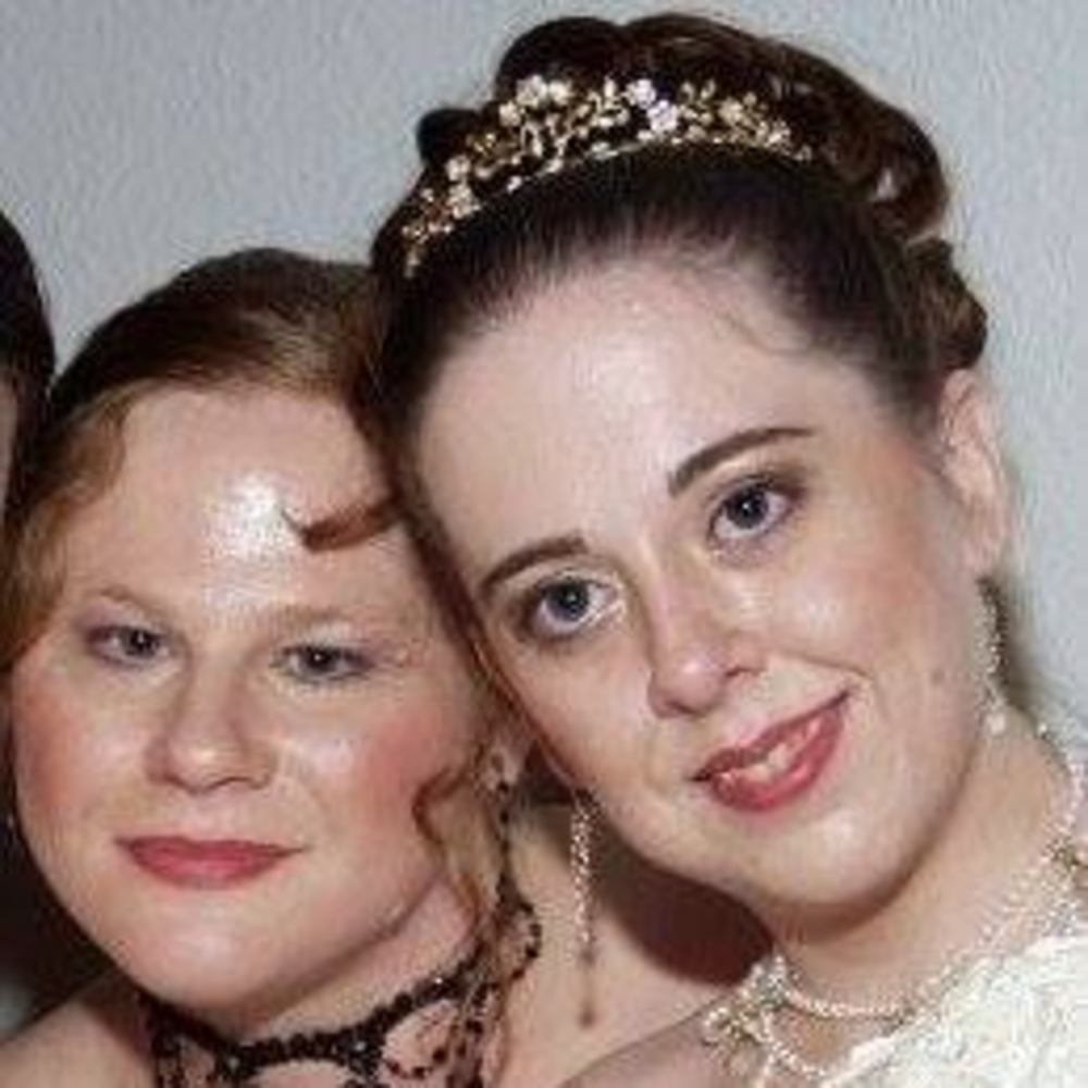 Meet your Posher, Traci