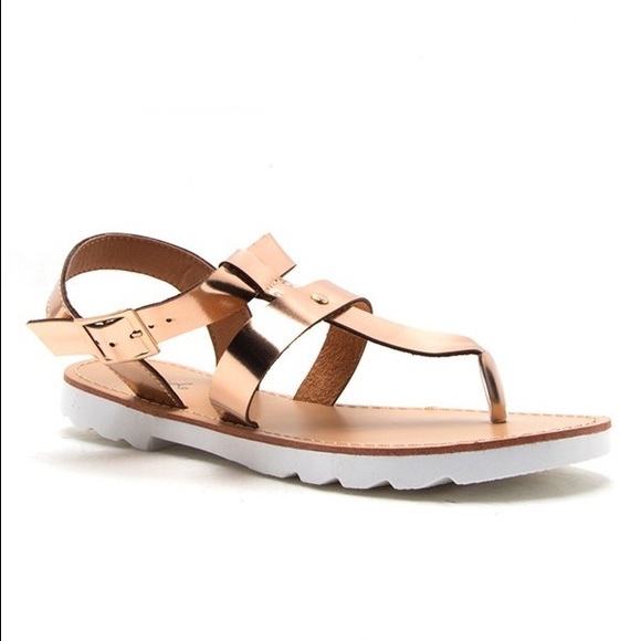 🏆HOST PICK🏆🌹Rose Gold💰 Sandals - Picture 4 of 5