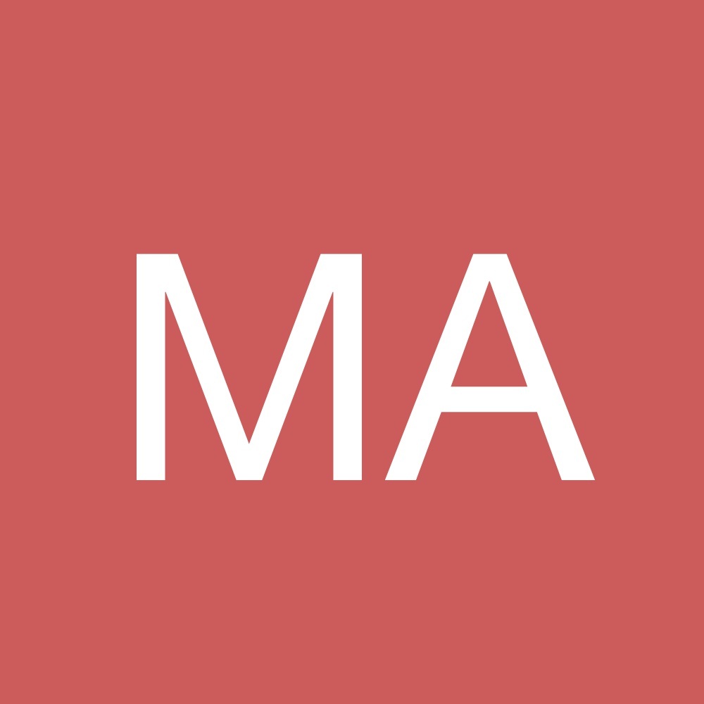 Meet your Posher, Mia