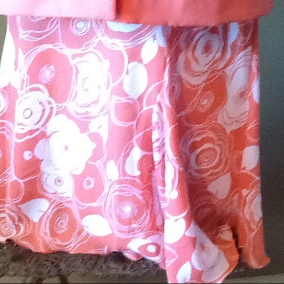 Jacket and skirt - Picture 3 of 3