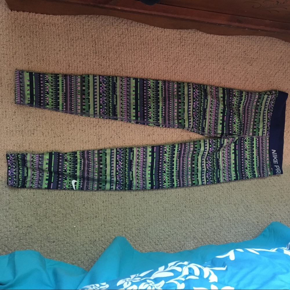 Brand new Nike pro Leggings
