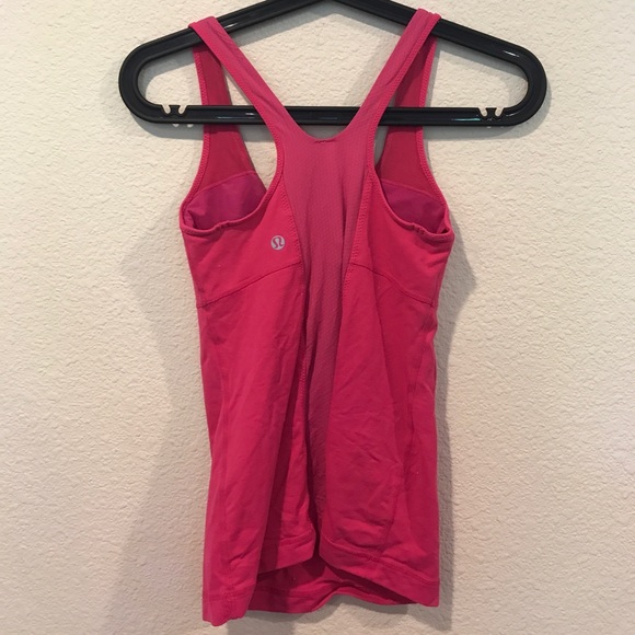 lululemon athletica Tops - Lululemon pink racer back workout top lululemon athletica Tops - Lululemon pink racer back workout top