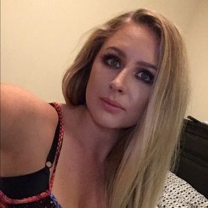 Meet your Posher, Mallory