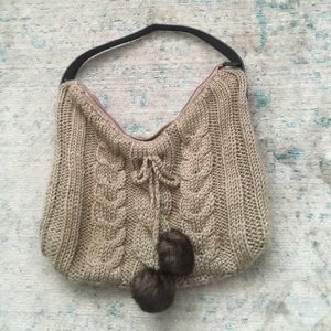 Knit hand bag