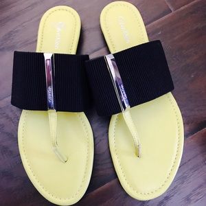 NWOB🎾 CALVIN KLEIN LEATHER SANDALS