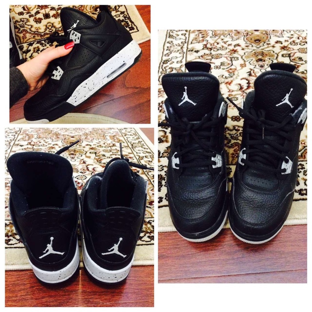 Air Jordan 4 Retro leather oreo