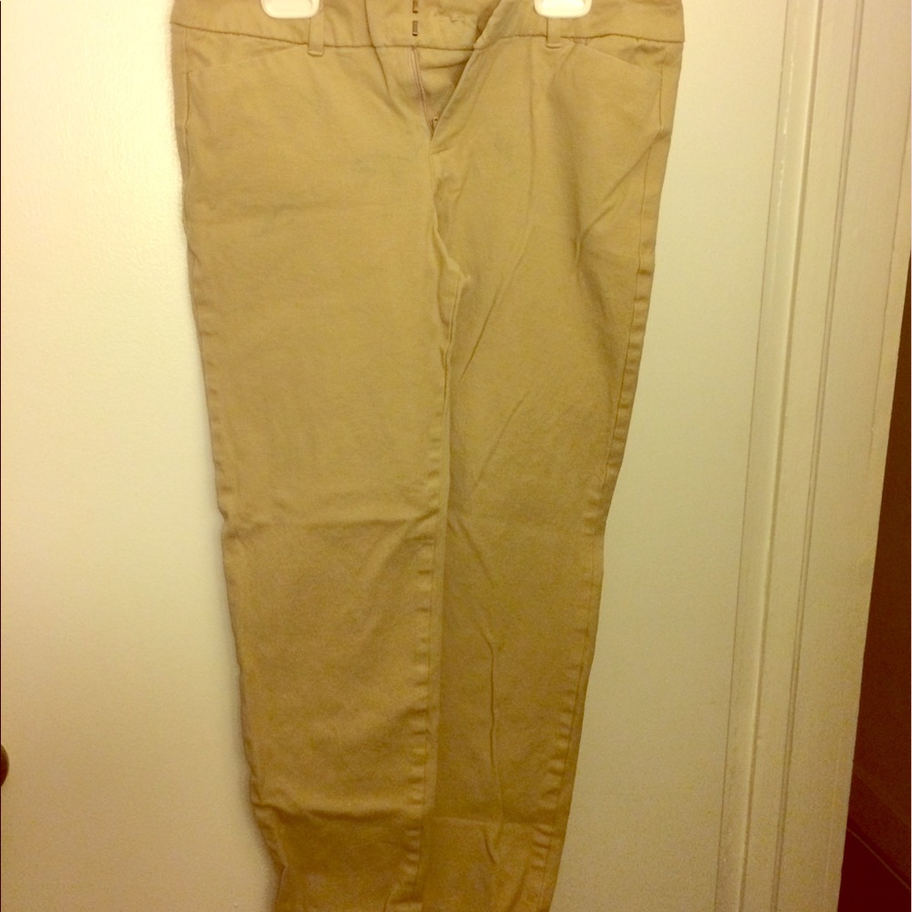 Old navy tan pixie pant size 4 reg