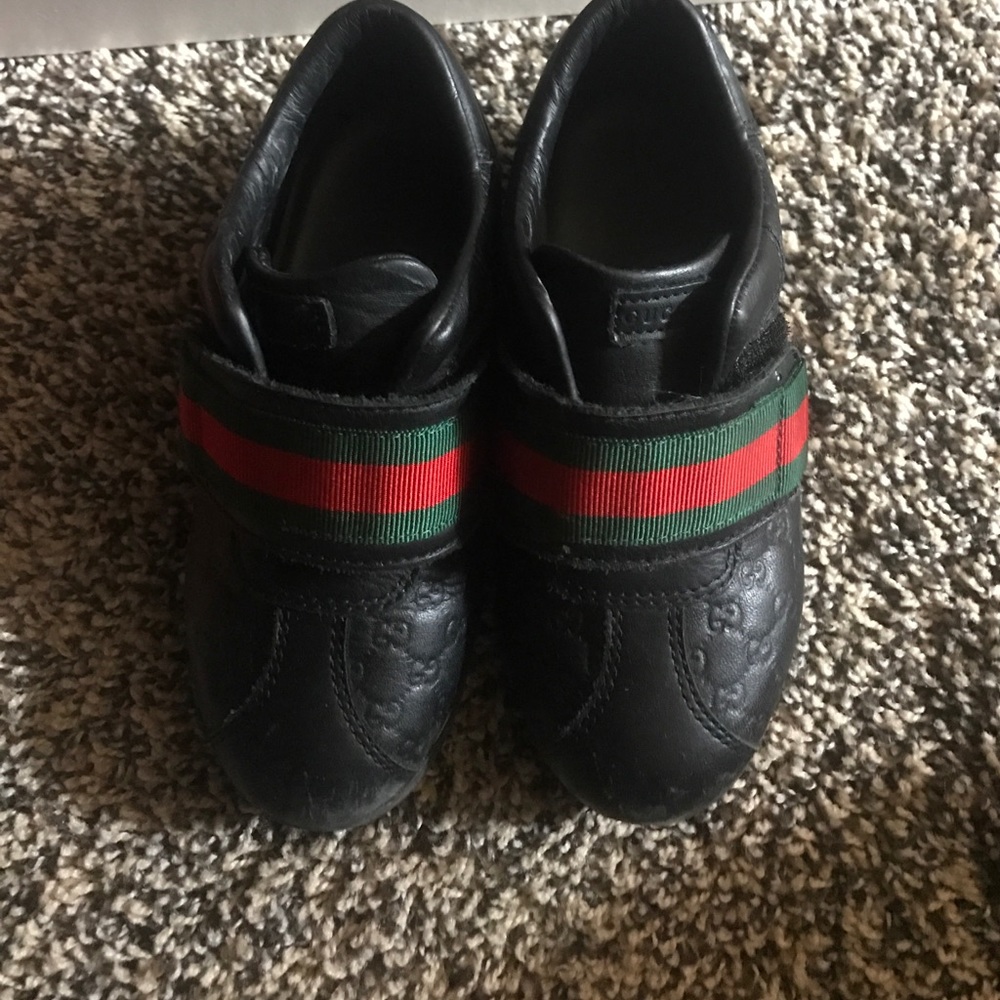 Boys Gucci shoes
