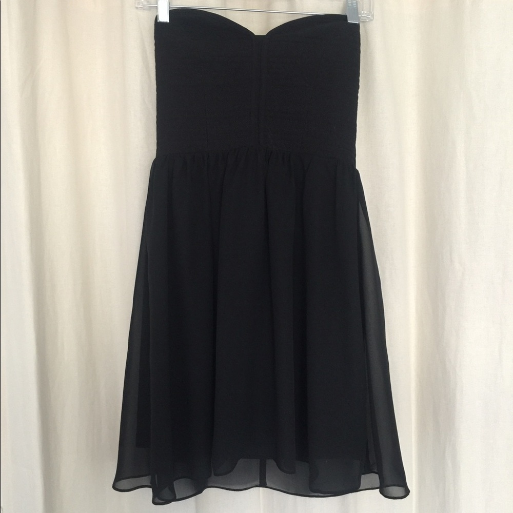 Black flowy sweetheart neckline dress