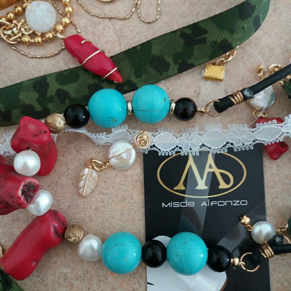 Mix of necklaces and chokers!