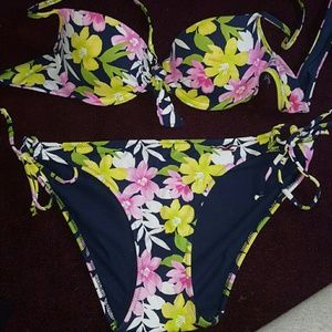 Hollister Bikini!