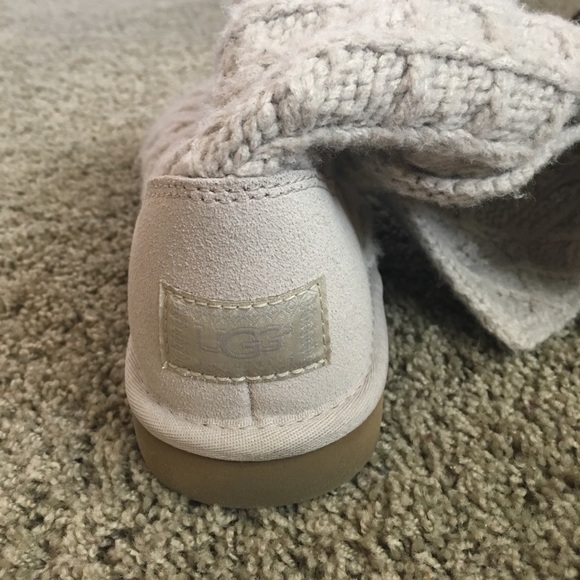 Ugg Lattice Boots Sz 8 - Picture 5 of 7