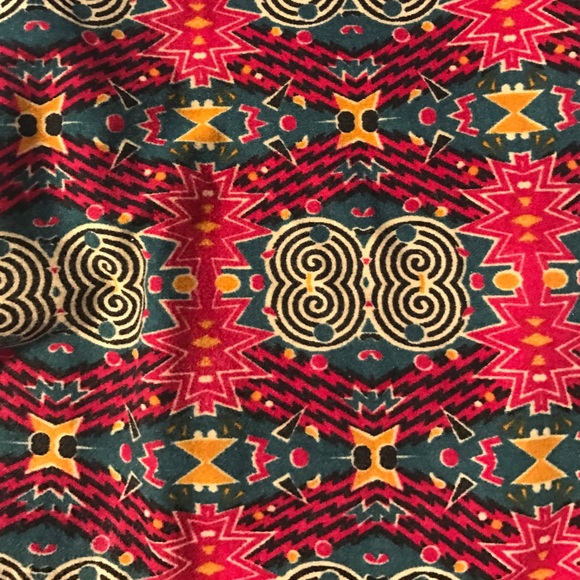 Lularoe!! - Picture 3 of 3