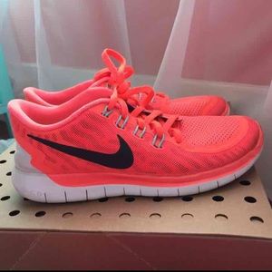 Nike free run 5.0 size 6.5!