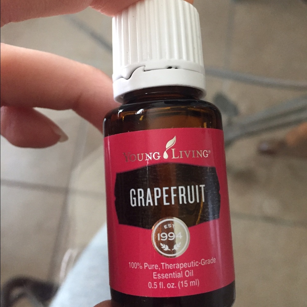 Young Living Grapefruit Essential Oil