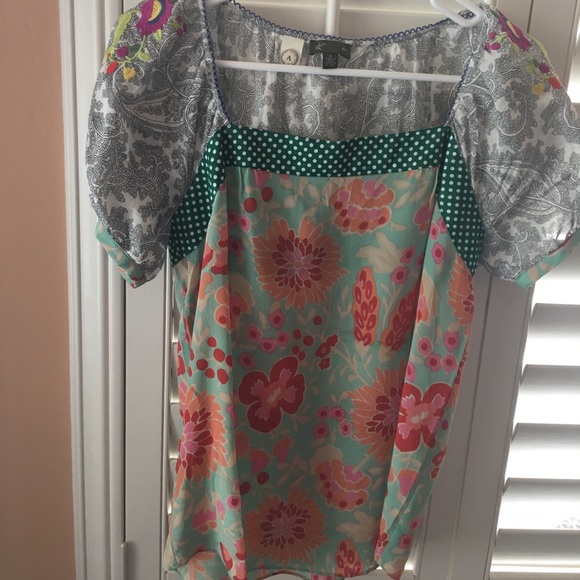 Anthropologie blouse.  Size small. - Picture 1 of 4