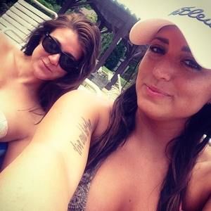 Meet your Posher, Caitlin