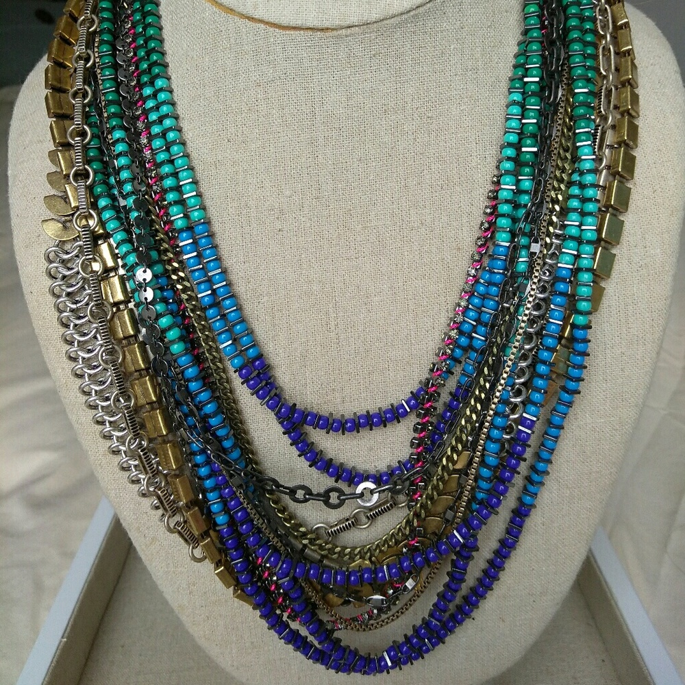 Utopia statement necklace
