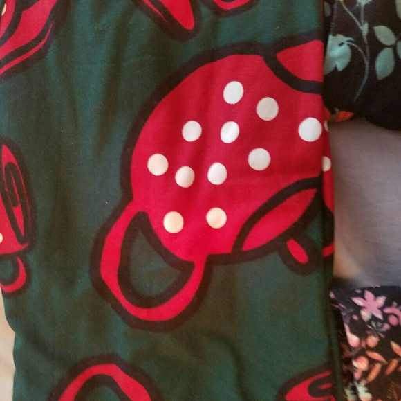 Lula roe leggings - Picture 2 of 7