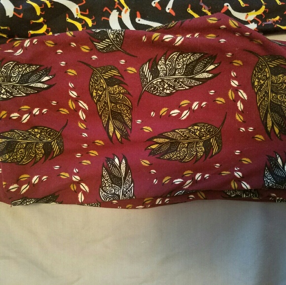 Lula roe leggings - Picture 6 of 7