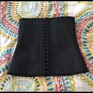Waist Trainer