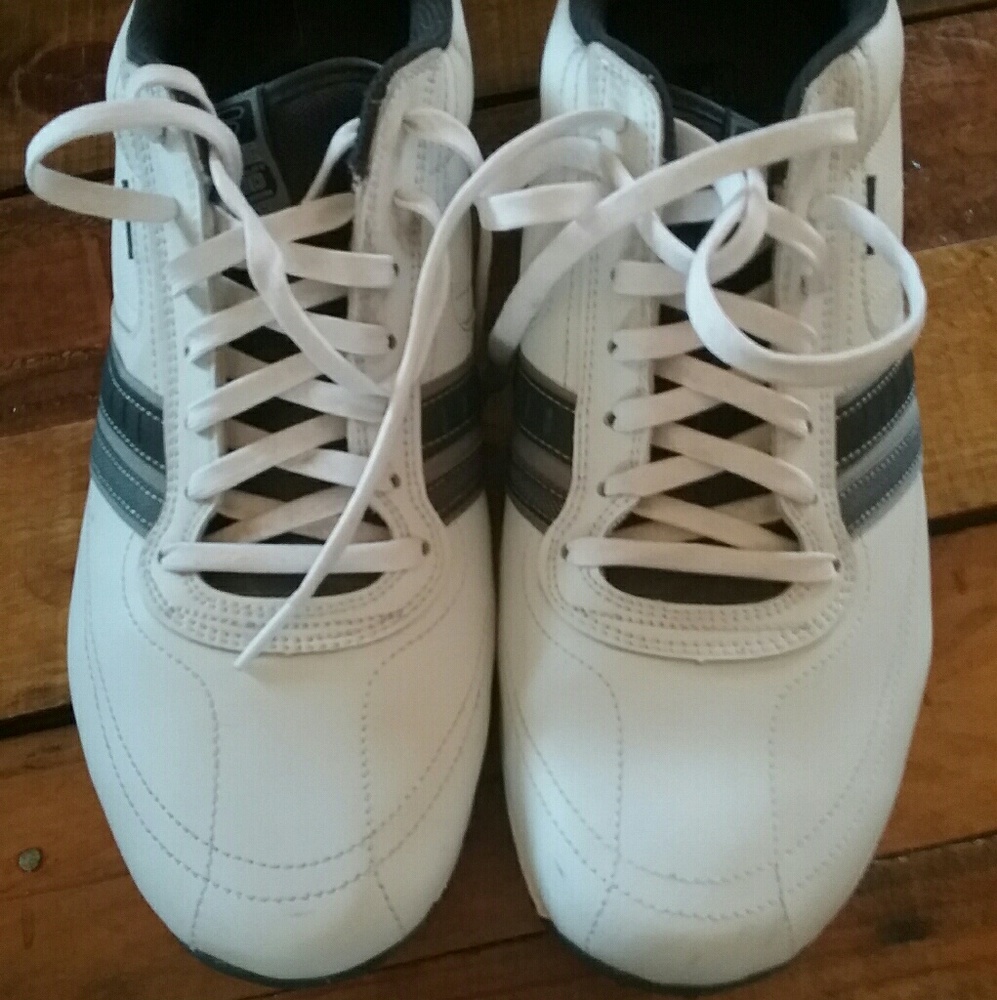 SOLD Mens White Skechers shoes. Like New.